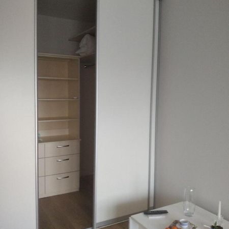 Новая Квартирка В Сердце Одессы Lägenhet Odessa Exteriör bild